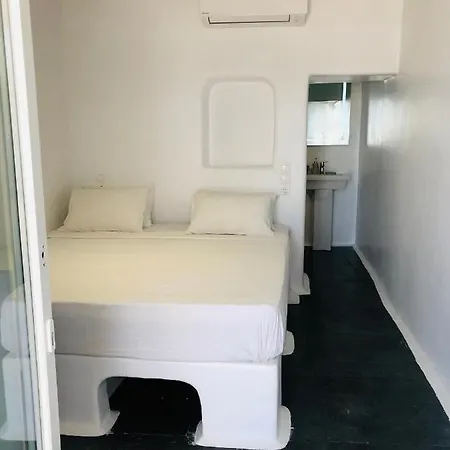 Air Mykonos Inn *